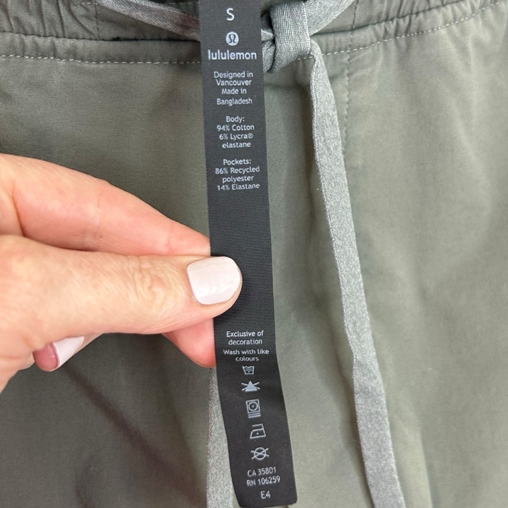 Lululemon - Men’s ‘Bowline’ Casual Short 8” Sea Steel, Drawstring - Green, Small - Picture 13 of 13